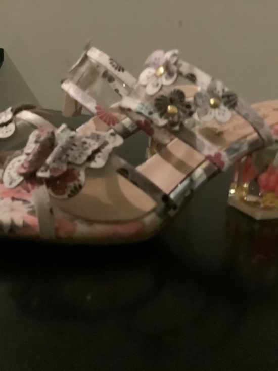 Shoes - Picture 3 of 5